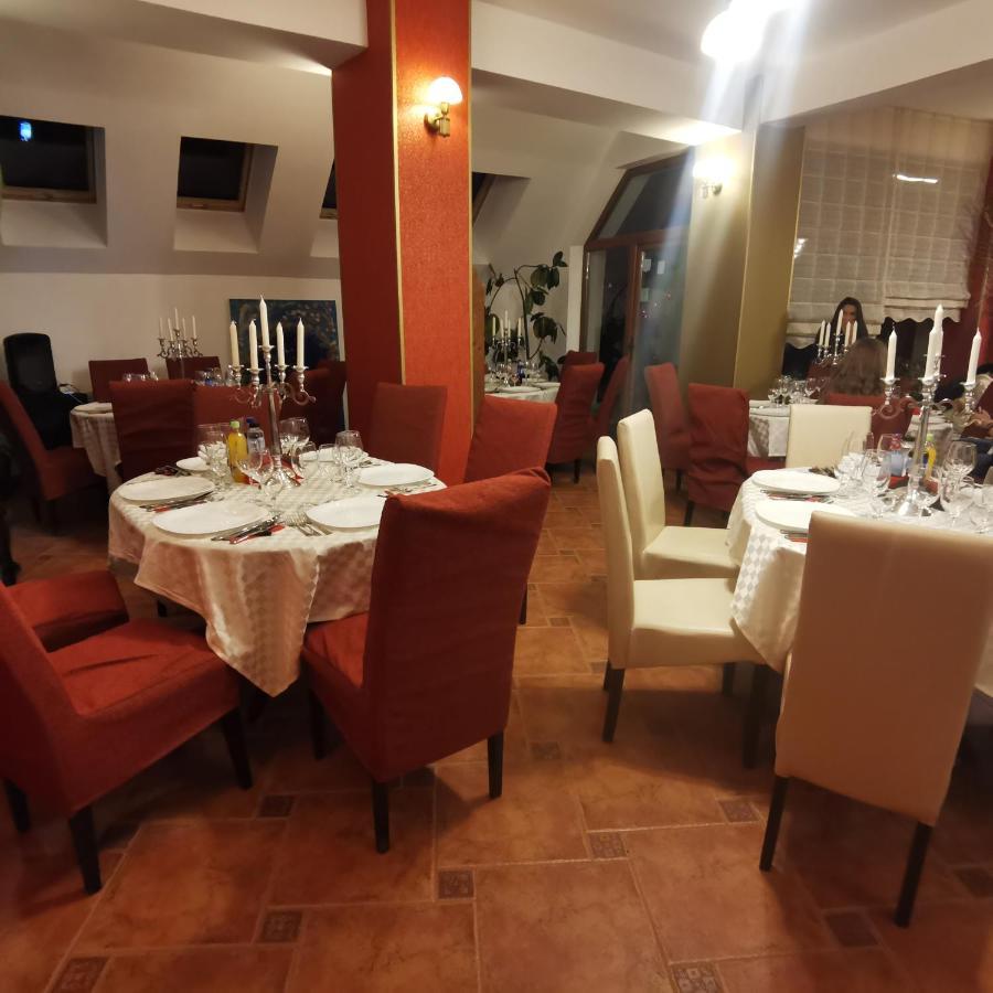 Rîşnov 拉斯诺夫旅馆酒店 外观 照片