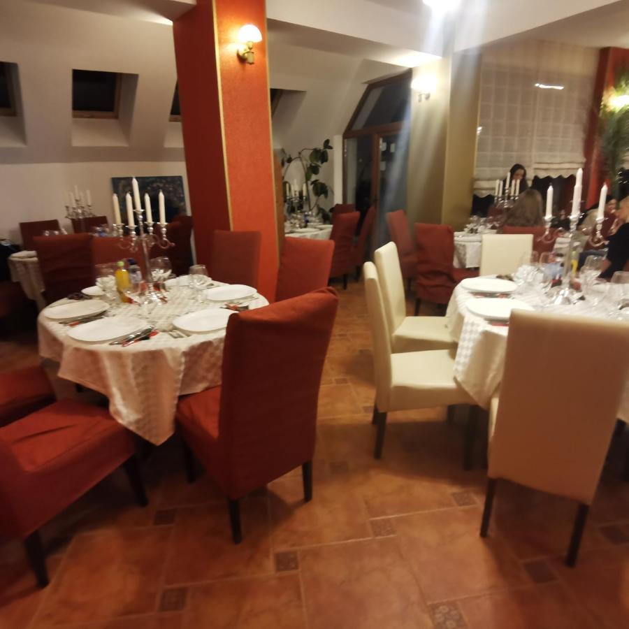 Rîşnov 拉斯诺夫旅馆酒店 外观 照片