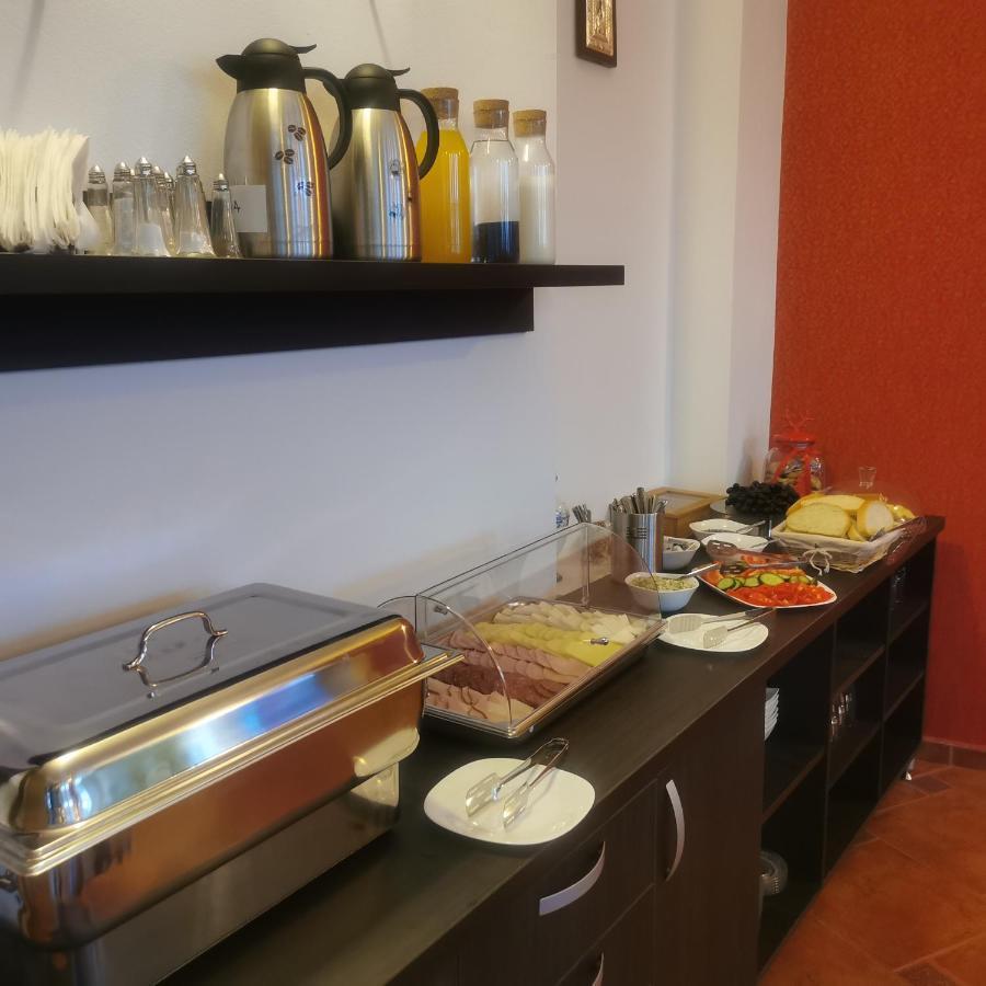 Rîşnov 拉斯诺夫旅馆酒店 外观 照片