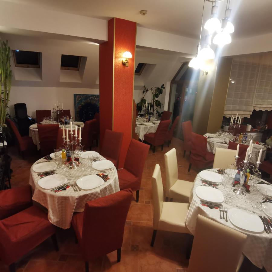 Rîşnov 拉斯诺夫旅馆酒店 外观 照片