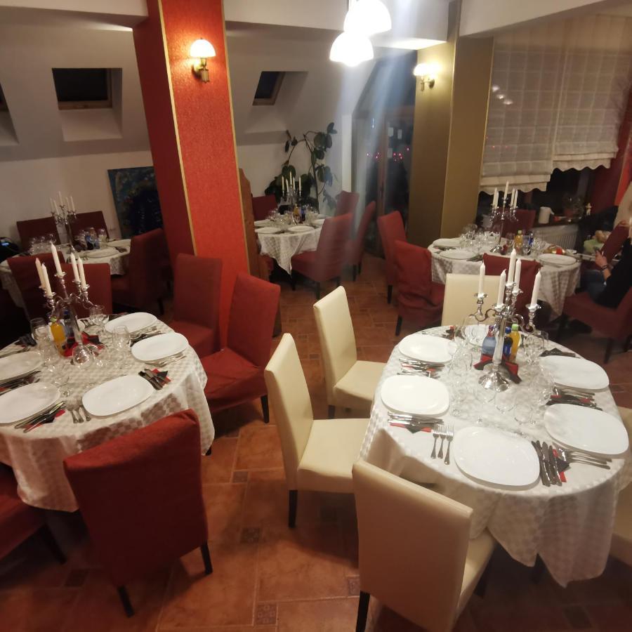 Rîşnov 拉斯诺夫旅馆酒店 外观 照片